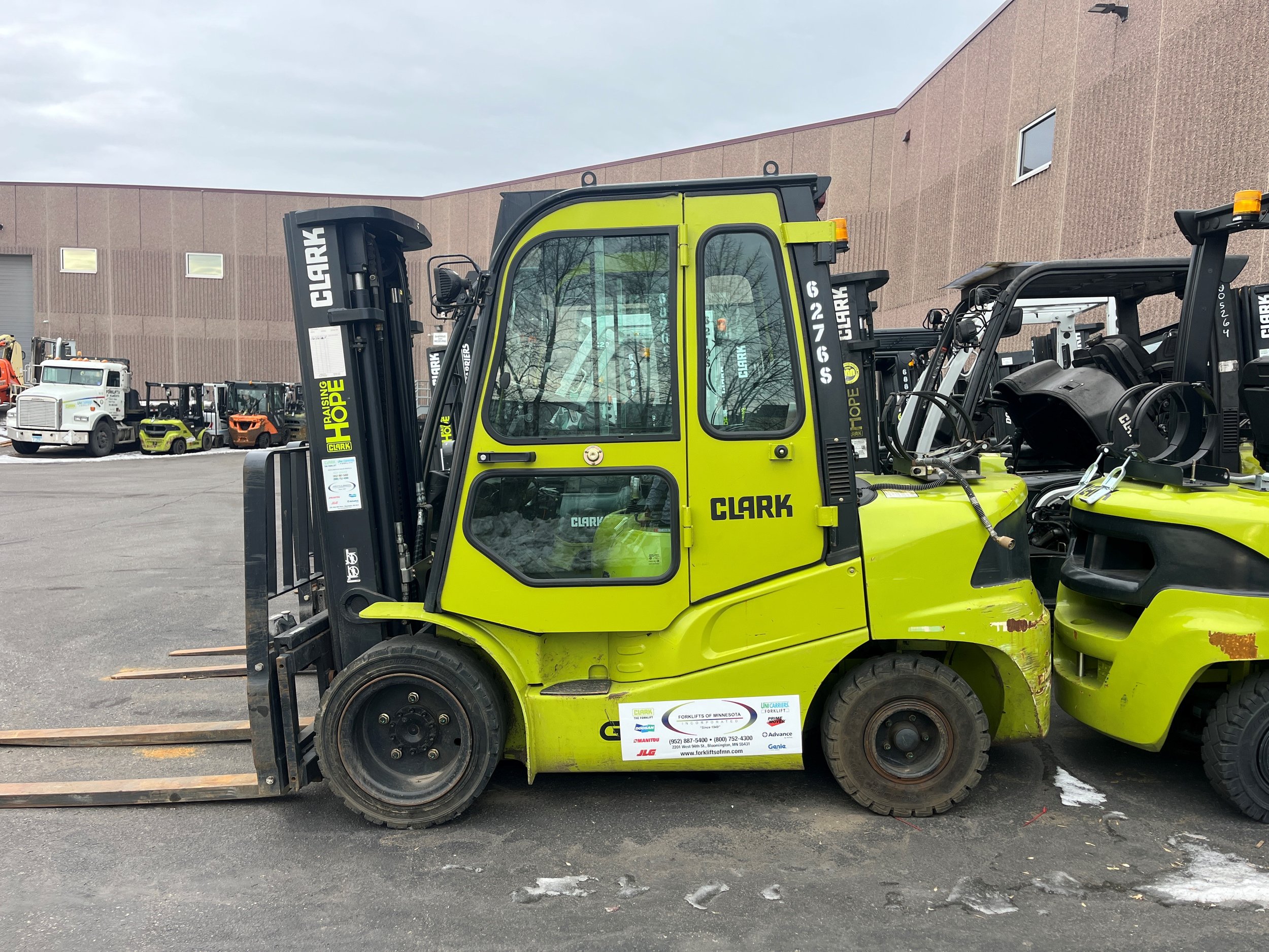 2022 CLARK GTS33 - $22,950.00