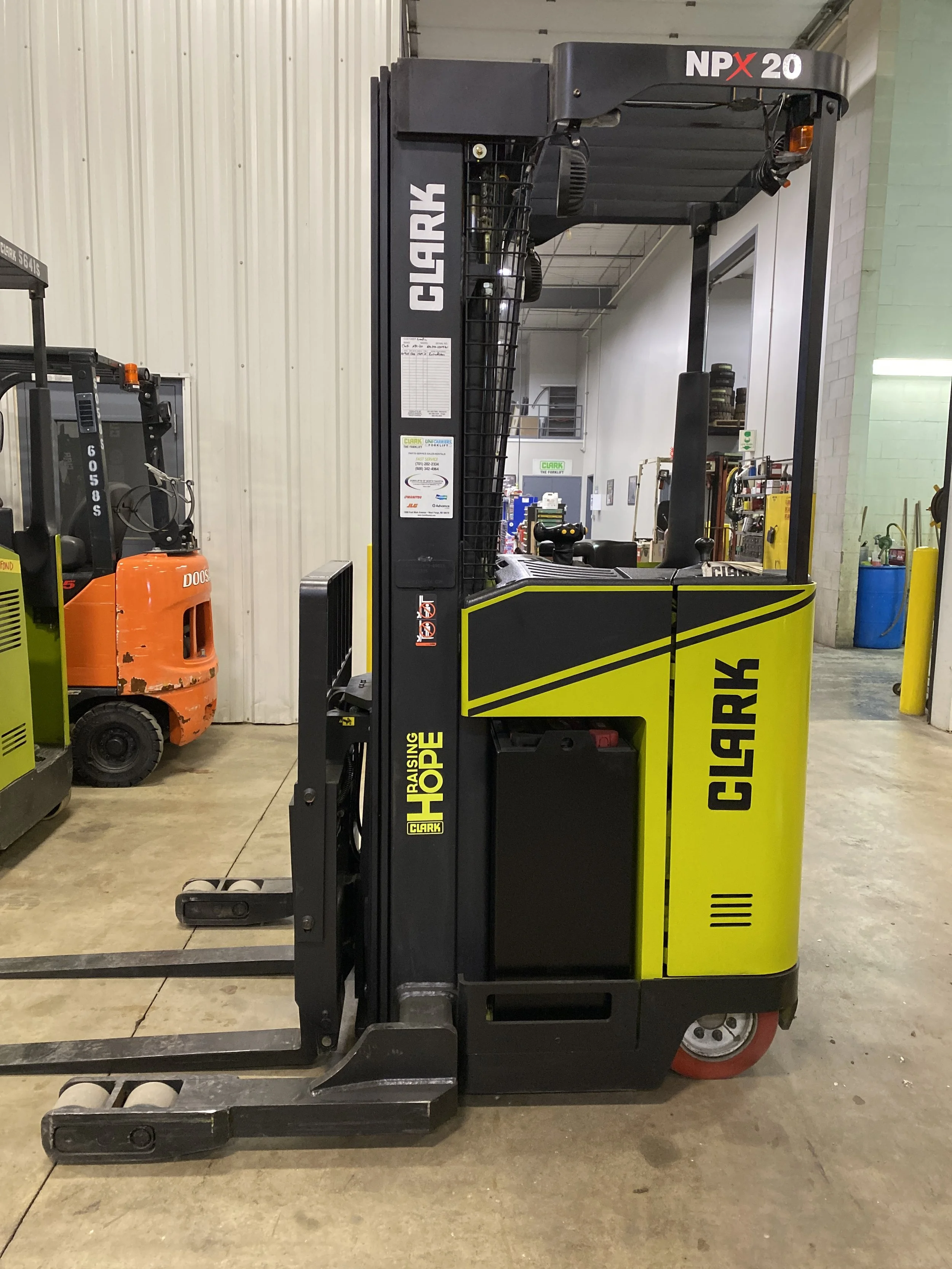 2022 CLARK NPX20 - $32,980.00