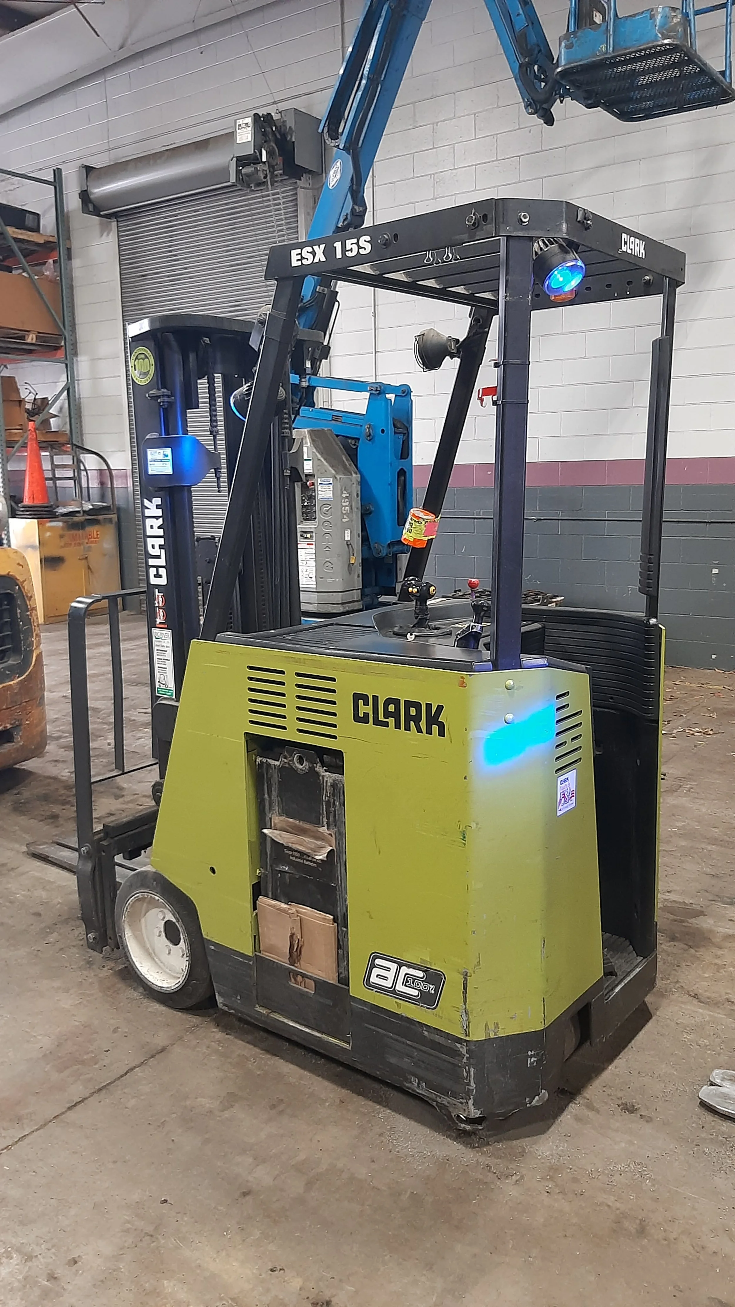 2013 CLARK ESX15S - $19,950.00