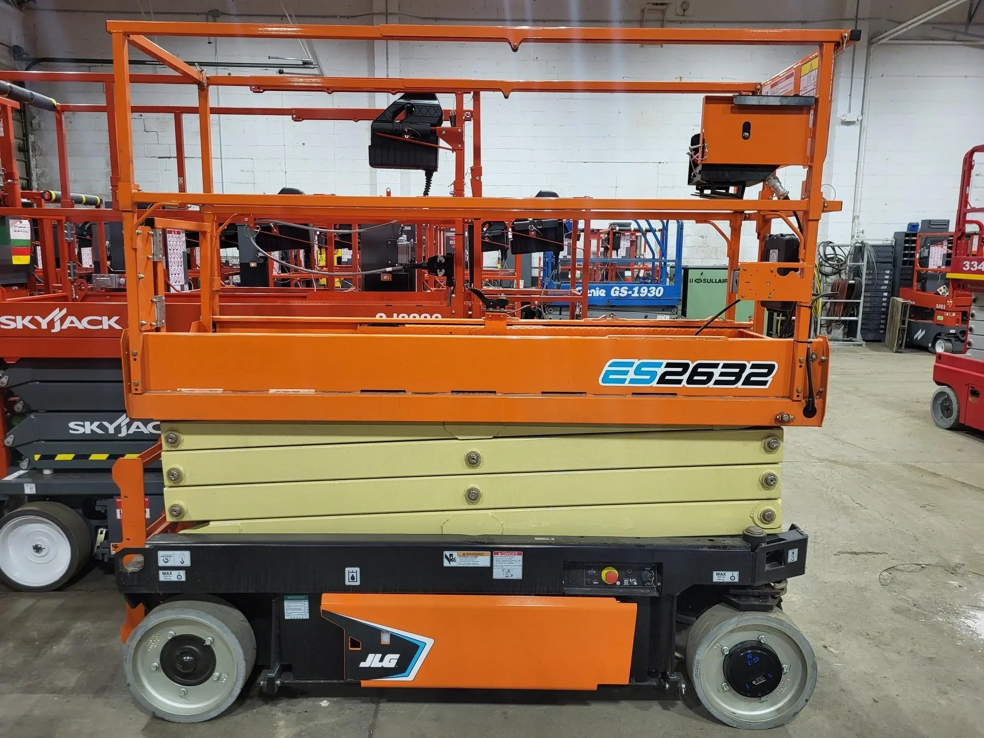 New JLG ES2632