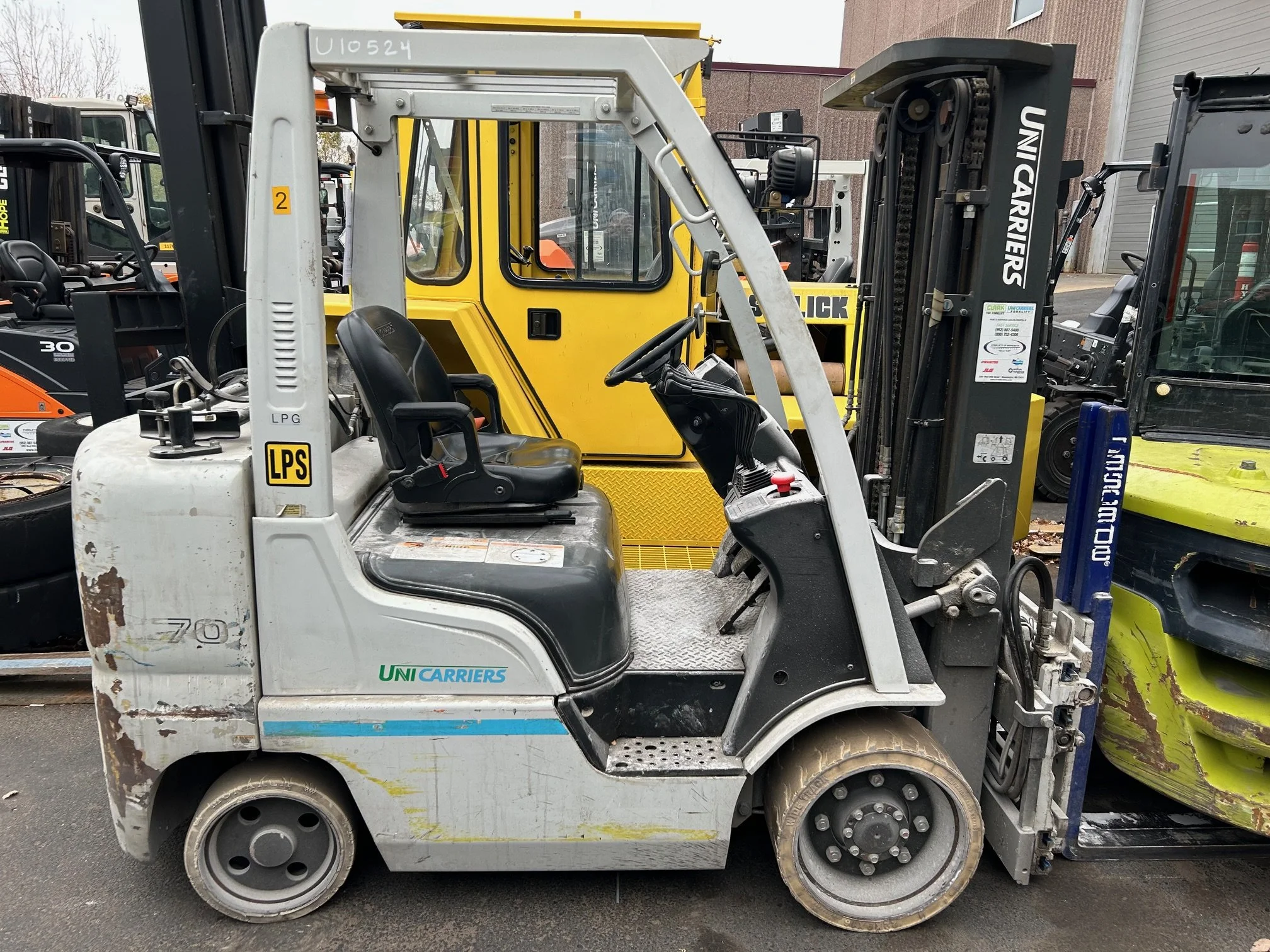 2016 UNICARRIERS CF70 - $28,500.00