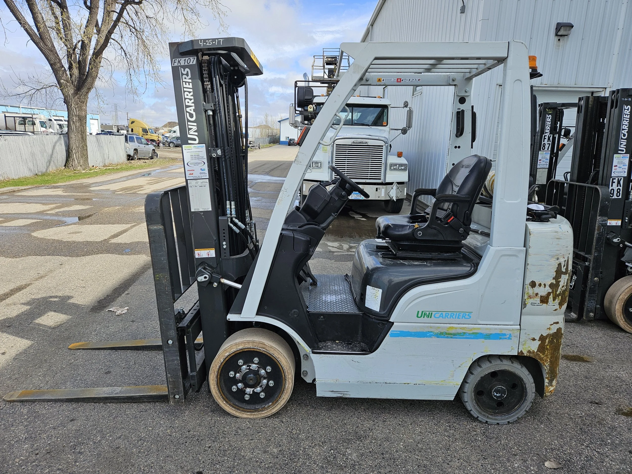 2017 UNICARRIERS CF50 - $15,950