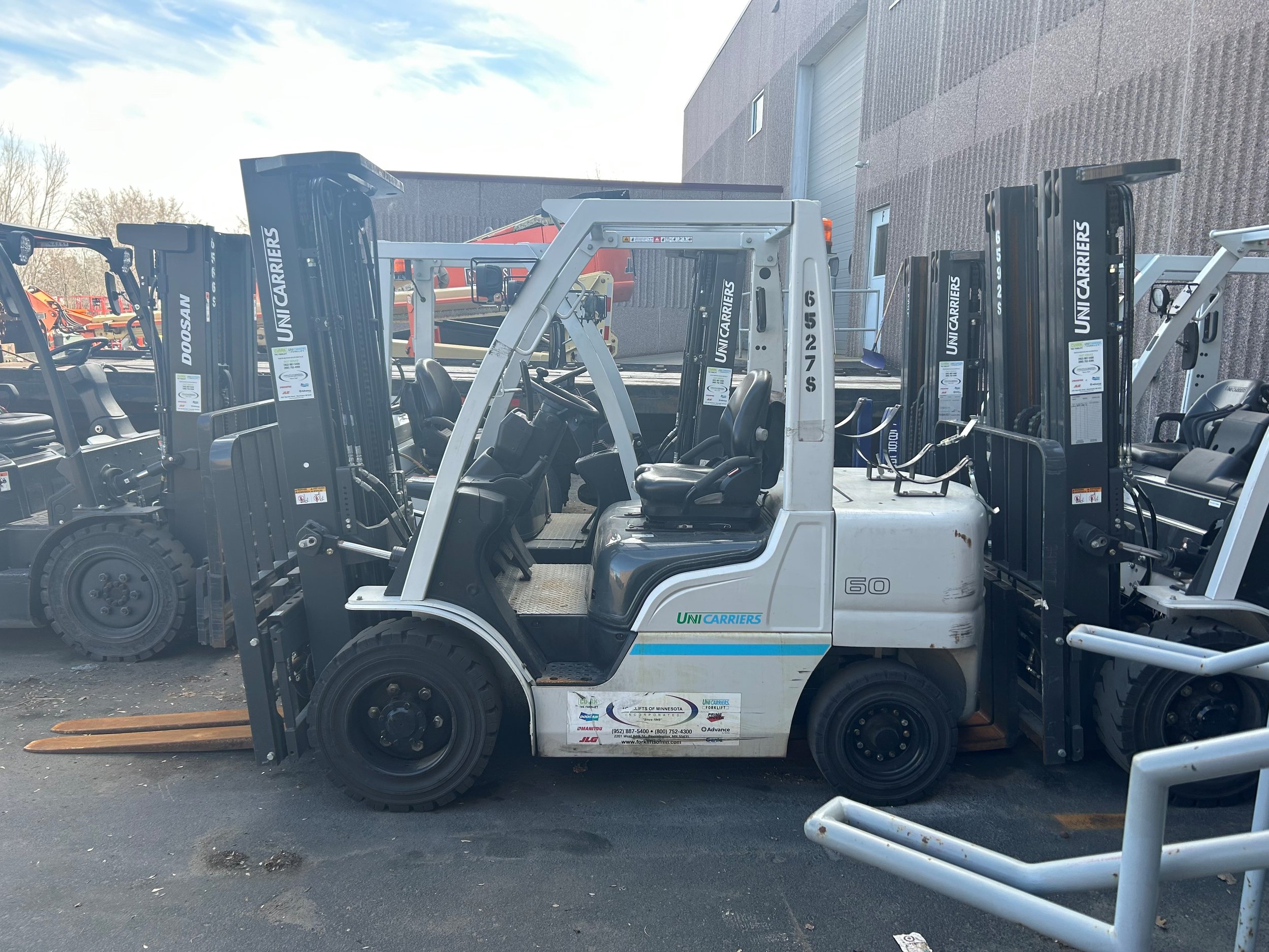 2023 UNICARRIERS PF60 - $26,980.00